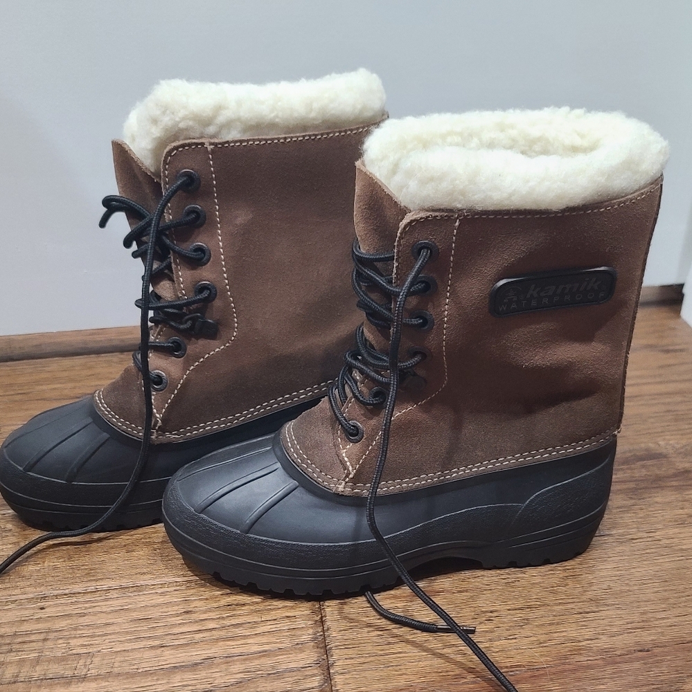 Kamik Snow Boots with Fur Lining